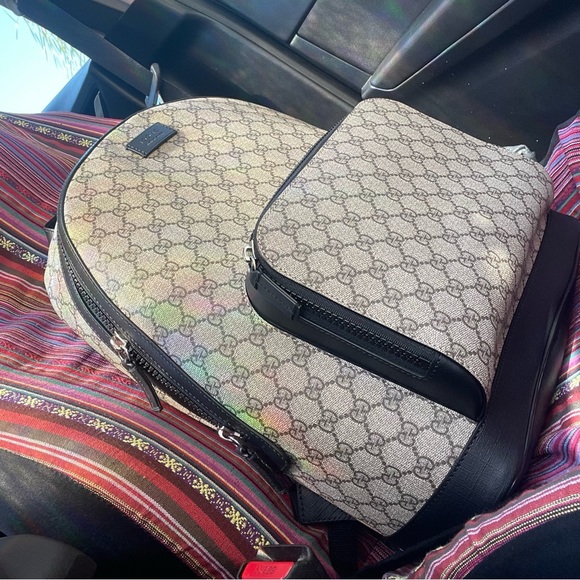 GUCCI GG SUPREME BACKPACK - Picture 6 of 6